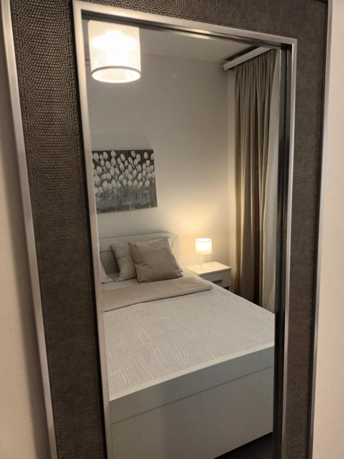 Apartment & Rooms Riva Vodice Buitenkant foto