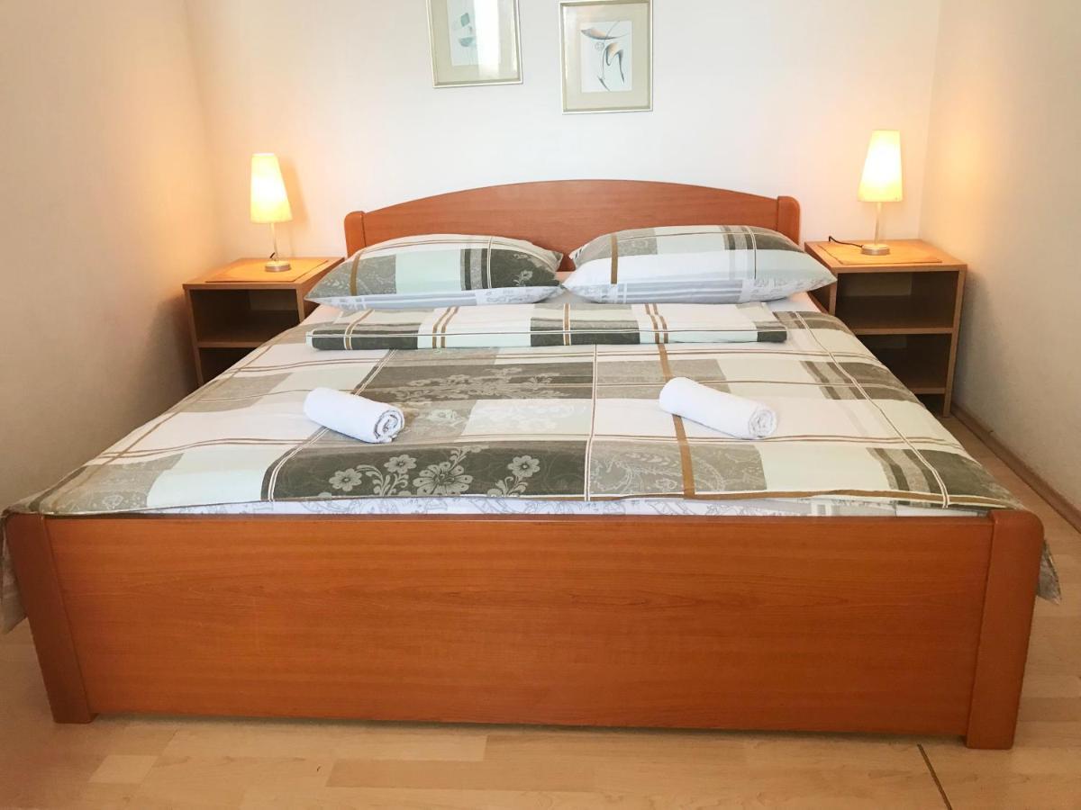 Apartment & Rooms Riva Vodice Buitenkant foto
